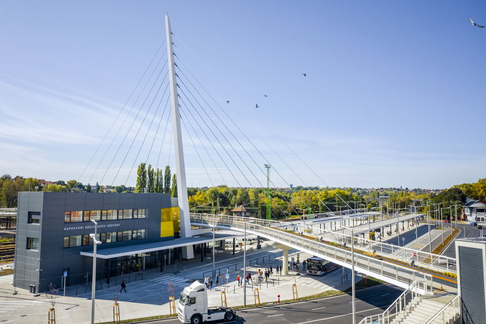 Megépült a Kaposvári Közlekedési Központ