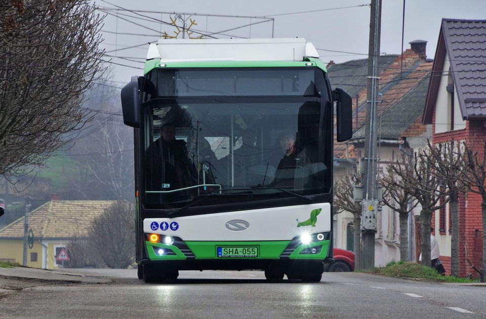 Búcsúzik Pakstól a Volánbusz