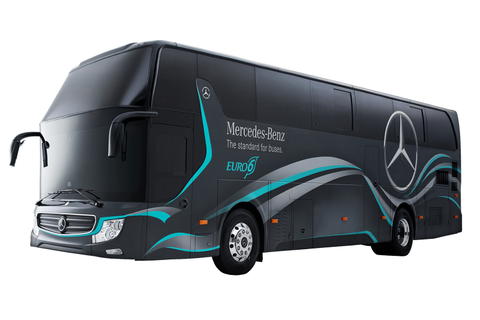 Tajvani rendeltetésű turistabusz a Mercedes-Benztől