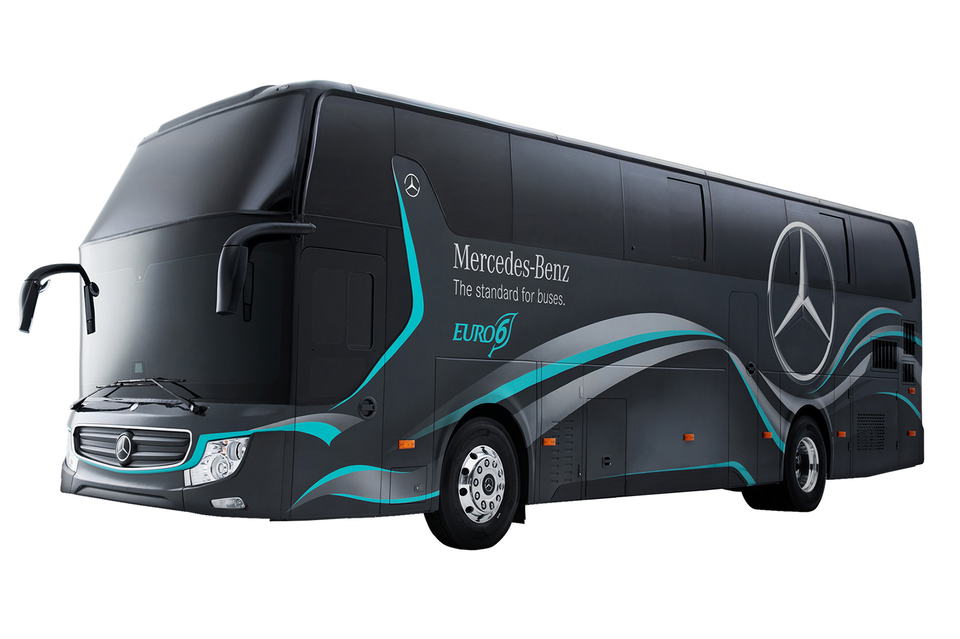 Tajvani rendeltetésű turistabusz a Mercedes-Benztől