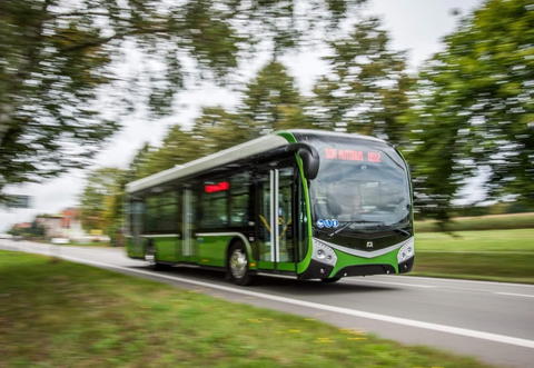 Hétfőtől Szolnokon is elindul a Zöld Busz Mintaprojekt