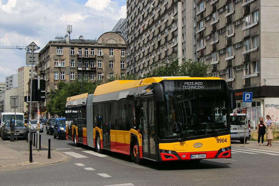 További 30 darab gázüzemű Urbinót vásárol Varsó