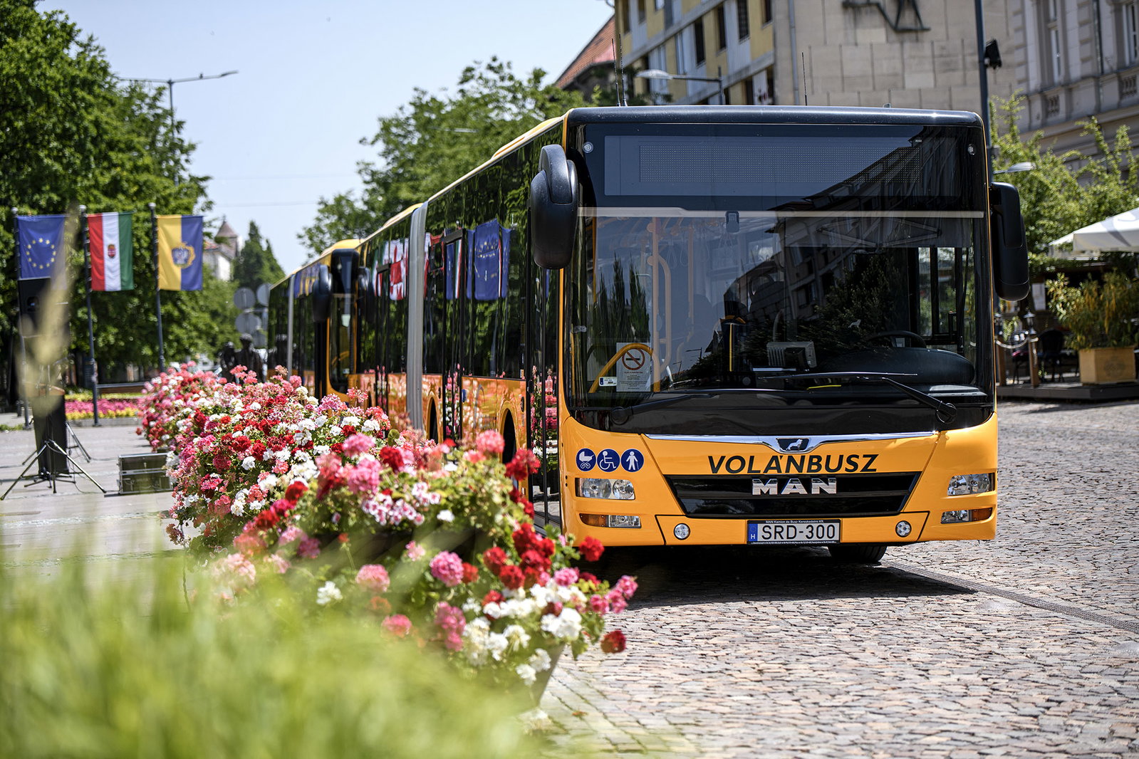 Tíz csuklós "oroszlánnal" erősít az állami busztársaság Jász-Nagykun-Szolnok megyében