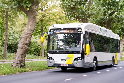 Nagyszabású tendert ír ki elektromos buszokra a De Lijn
