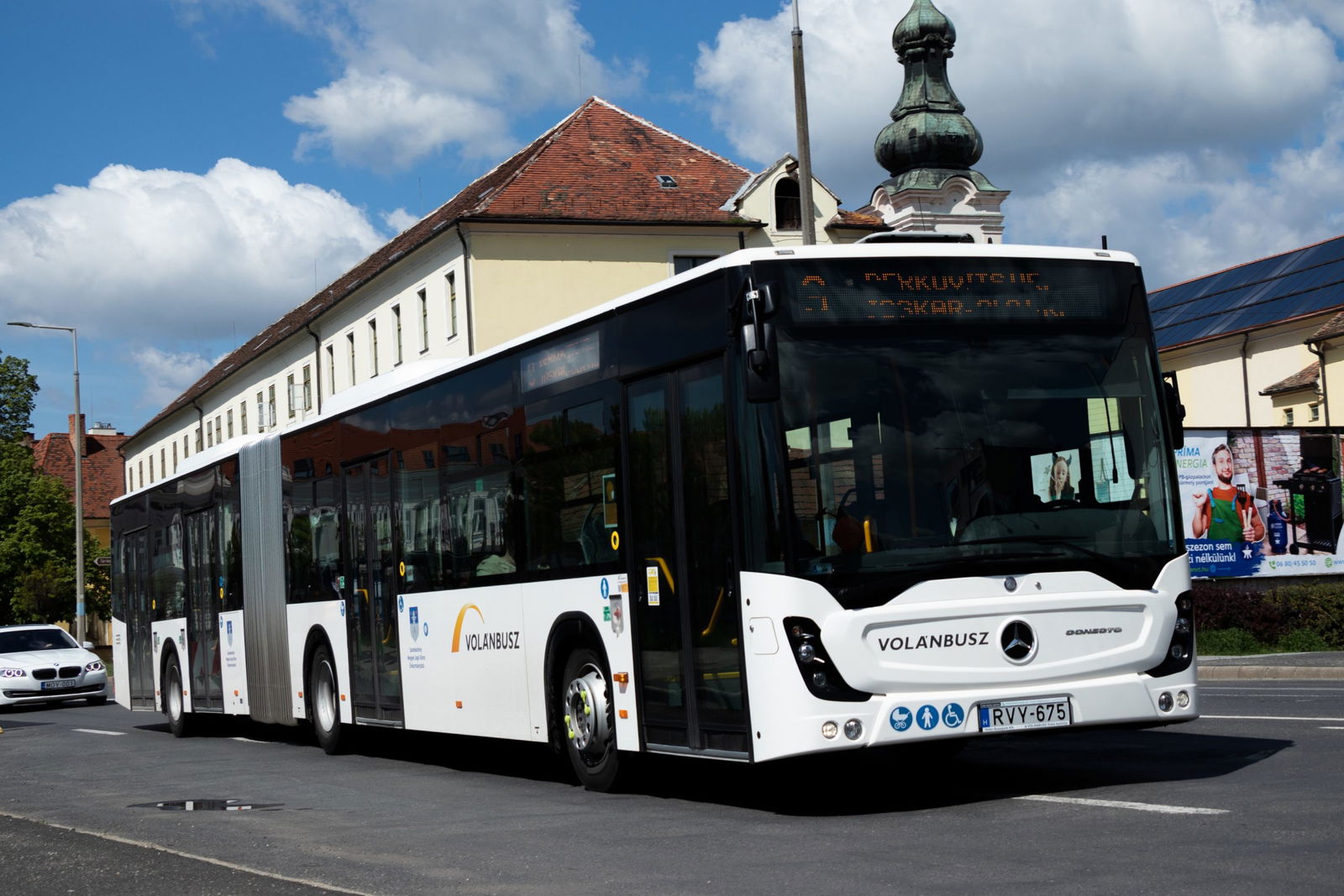 Volánbusz: a társaság szabályos pályázatot nyújtott be Szombathelyen
