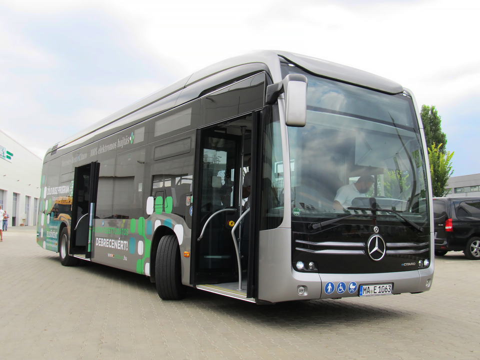 Tizenkét elektromos autóbuszt vásárolna Debrecen