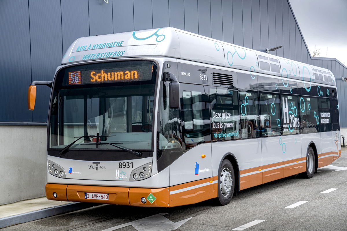 Van Hool hidrogénbuszt tesztelnek két éven át Brüsszelben