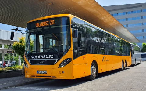 Volvo Buses: 2021 negyedik negyedévében 50 darab 8900-ast adunk át a Volánbusznak