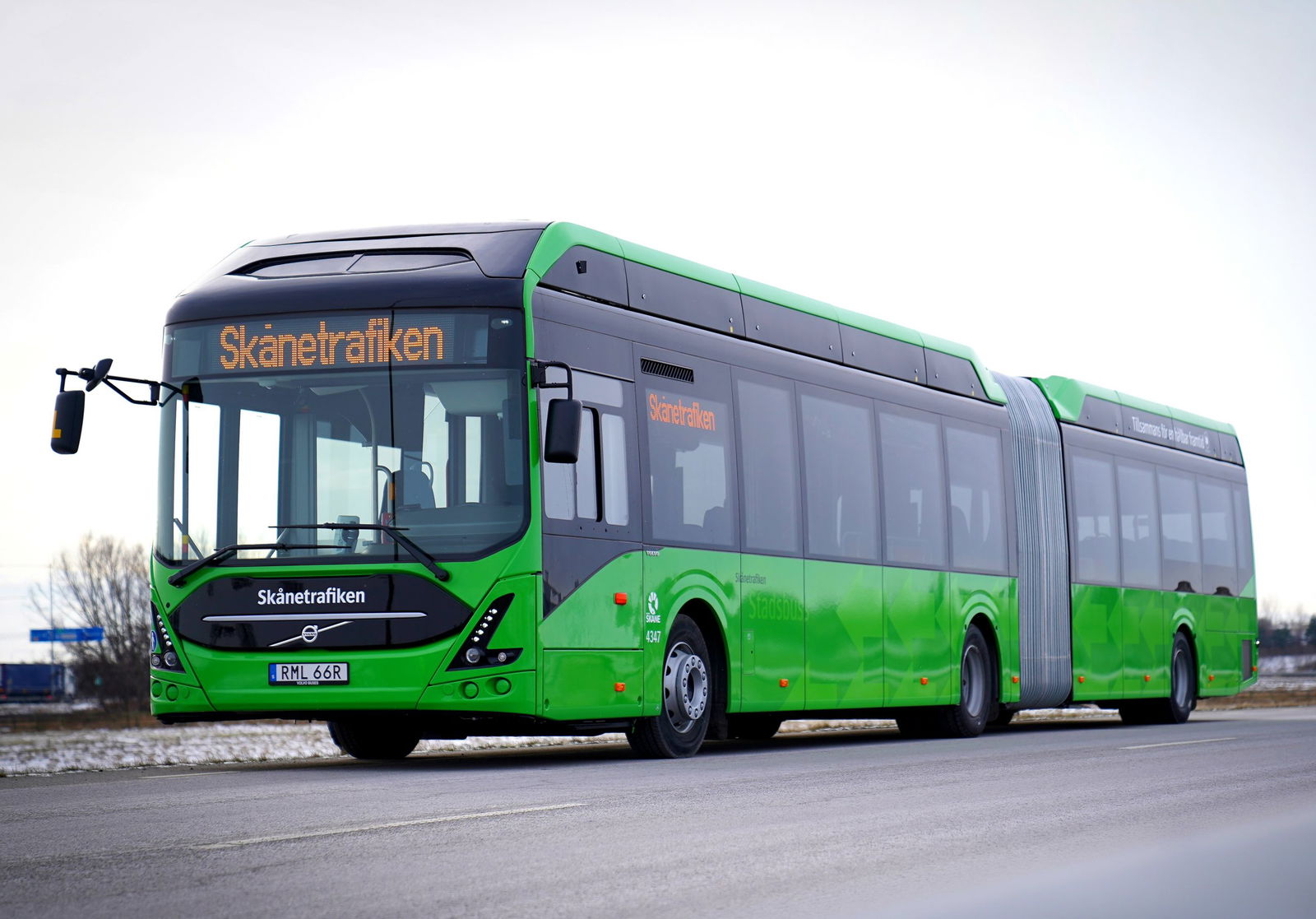 Százhuszonkét elektromos Volvóval erősít a Nobina Svédországban
