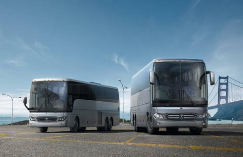 Vadonatúj turistabusszal készül Amerika meghódítására a Mercedes-Benz