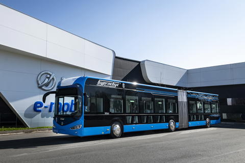 Leszállította Burgasz első villanybuszait az Irizar