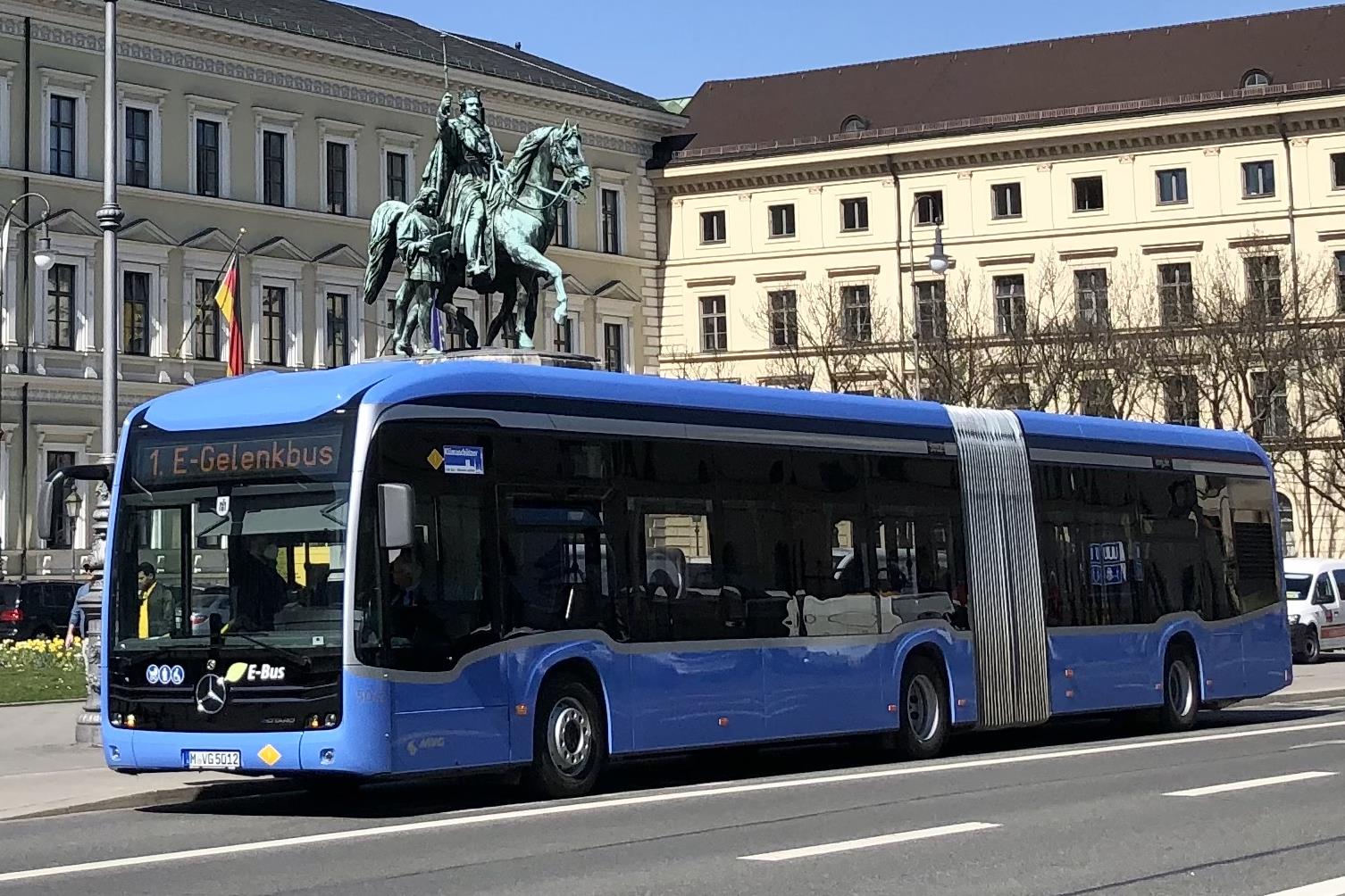 Ideiglenesen kivonta a forgalomból csuklós eCitaróit a müncheni MVG