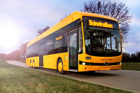 Háromtengelyes BYD villanybuszok álltak forgalomba Malmö környékén