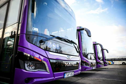 Hétfőn állnak szolgálatba a V-Busz vadonatúj flottájának első példányai