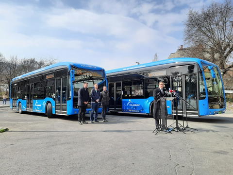 Forgalomban az első tíz Mercedes-Benz eCitaro a budai agglomerációban