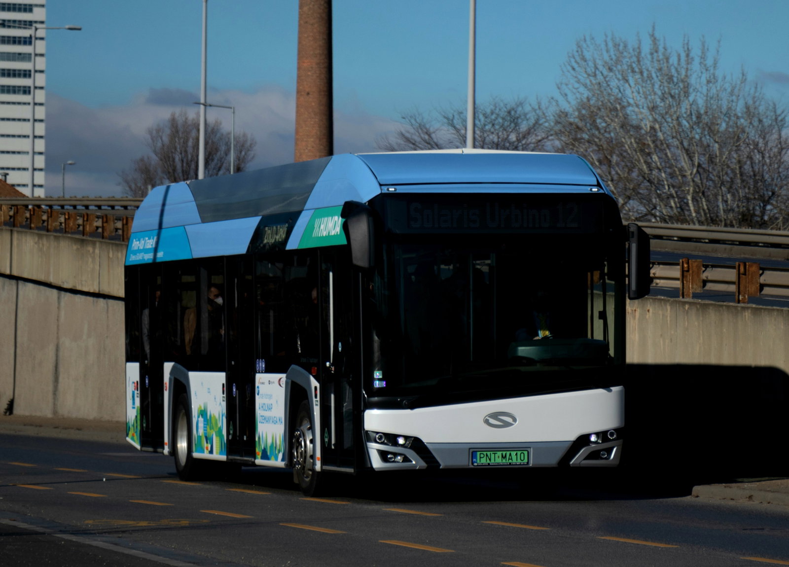 Egy napra Paksra is ellátogatott a Solaris hazánkban vendégeskedő hidrogénbusza
