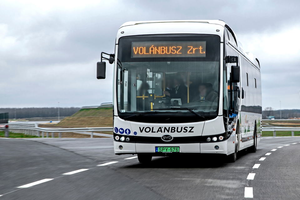 Komáromból érkezik a Volánbusz 48 darabos BYD eBus-flottája
