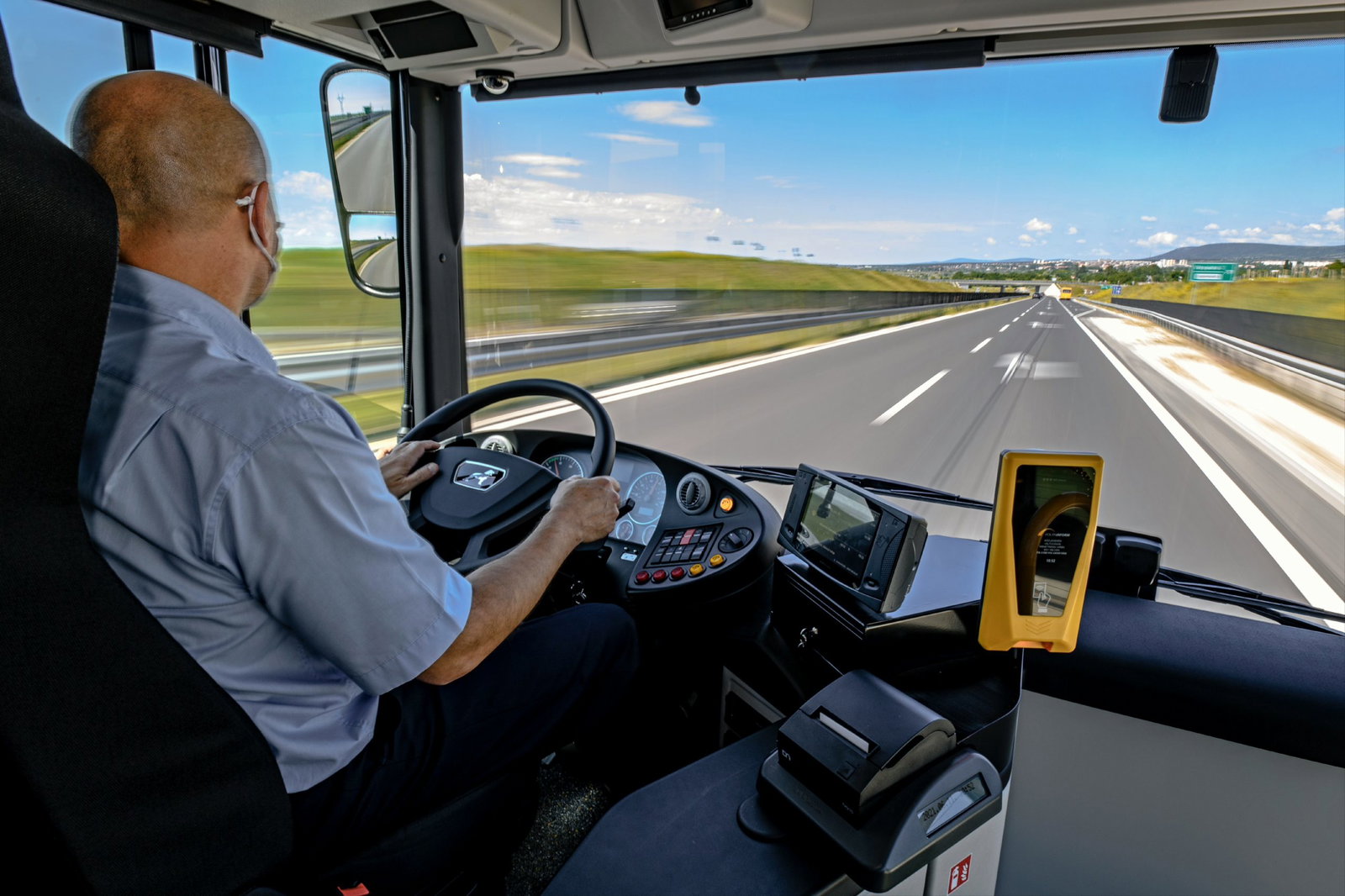 Idén több mint 1 milliárd forintot fordít formaruha beszerzésére a Volánbusz