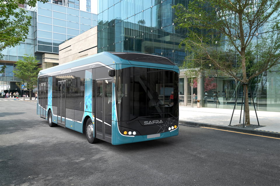 Hidrogénhajtású buszok érkezhetnek Párizsba és környékére