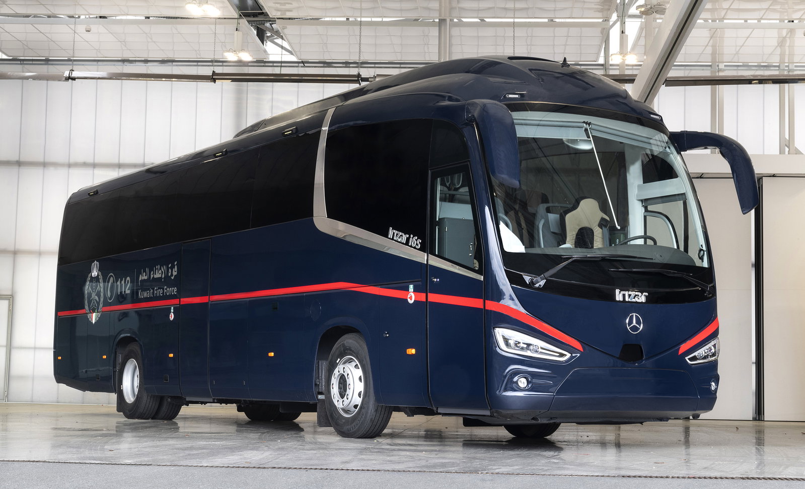A kuvaiti tűzoltóság tisztjei számára készített tárgyalóbuszt az Irizar
