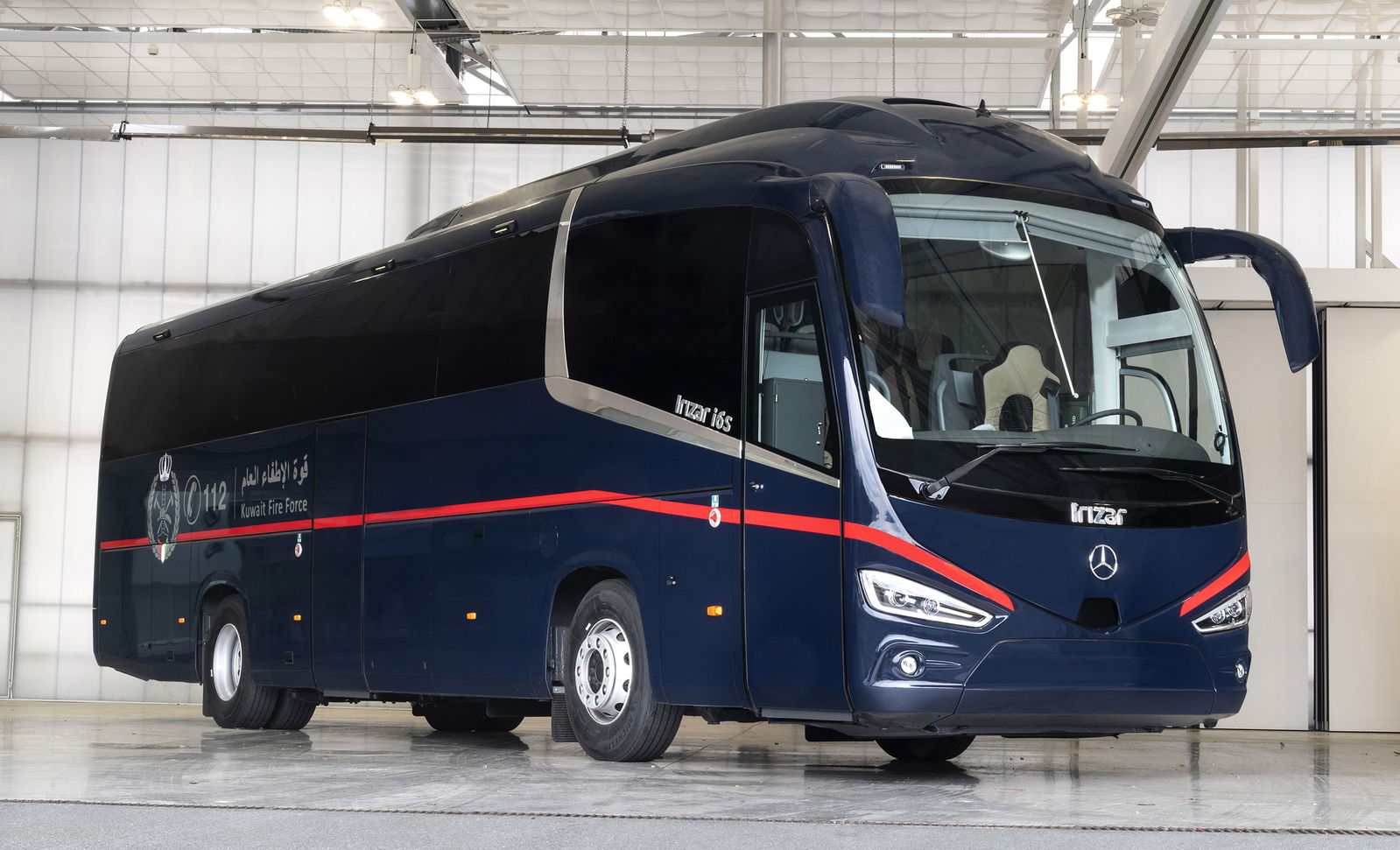 A kuvaiti tűzoltóság tisztjei számára készített tárgyalóbuszt az Irizar