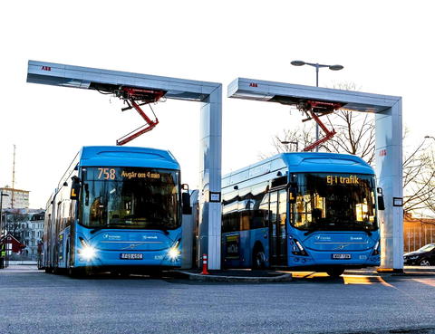 Saját akkumulátorgyárat hozna létre a Volvo Group Svédországban