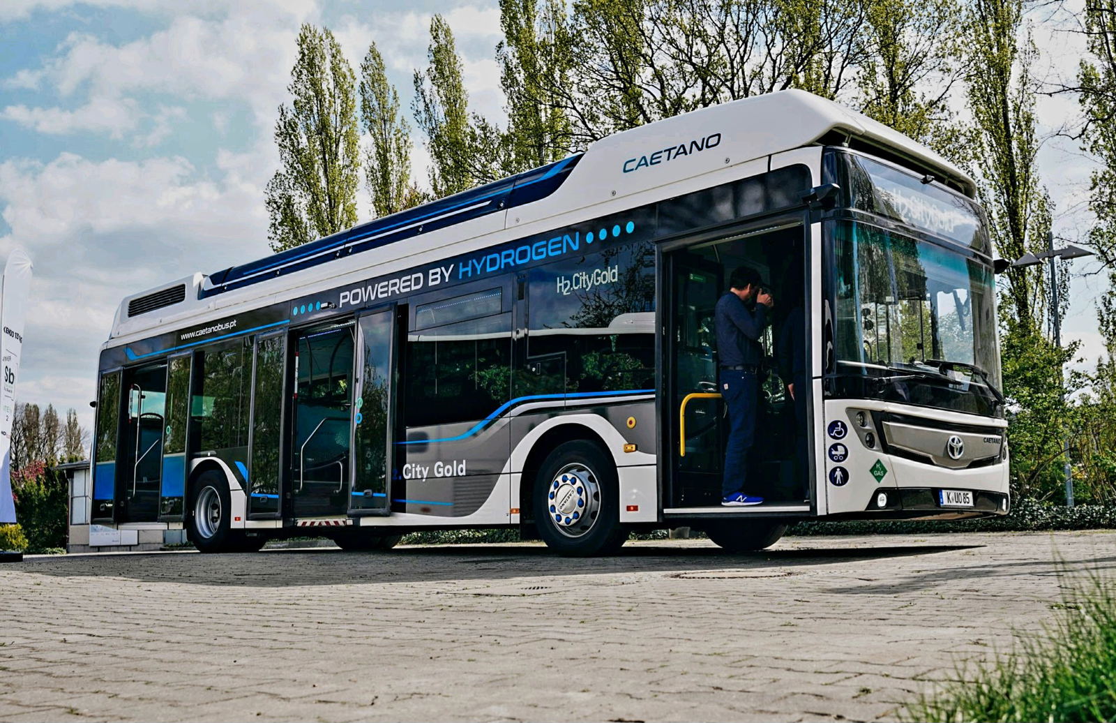 Magyarországra érkezik a CaetanoBus hidrogénhajtású demóbusza