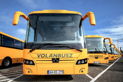 Száz új Credobus Inovellt állított forgalomba a Volánbusz országszerte