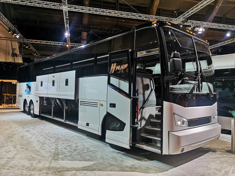 Először látogat Észak-Amerikába a Busworld kiállítássorozat