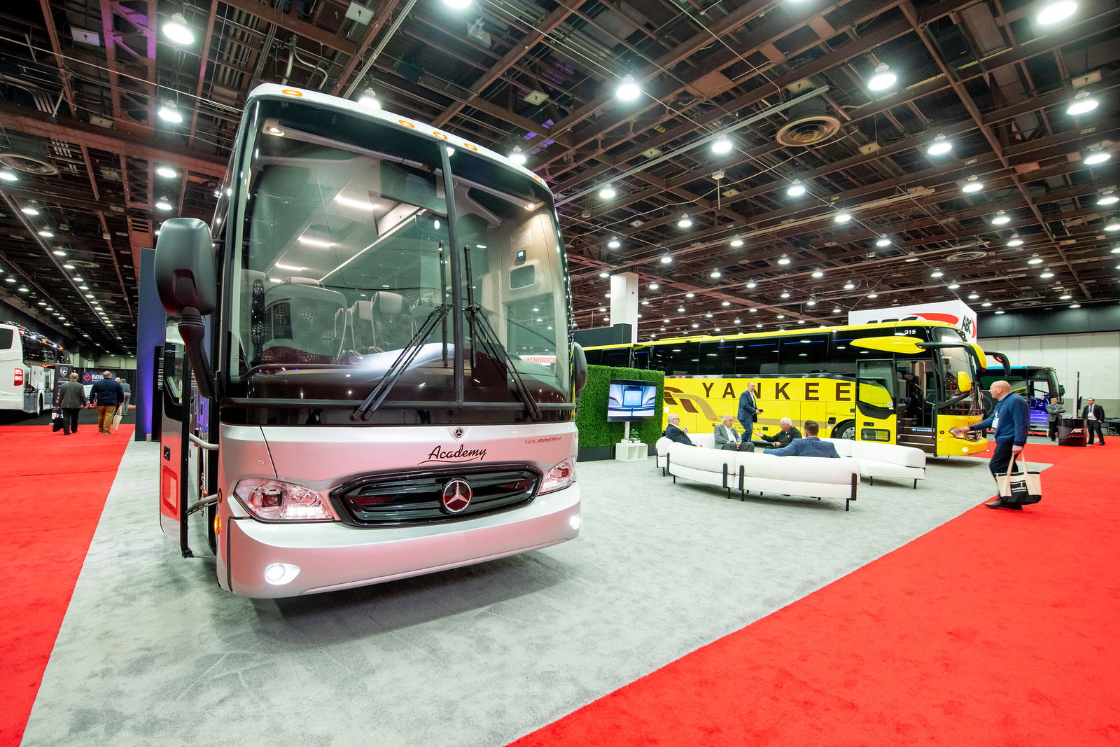 Partraszállás a tengerentúlon: ilyen volt az első Busworld North America kiállítás