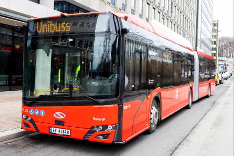Vasárnap több mint 180 elektromos busz állt forgalomba Oslo utcáin