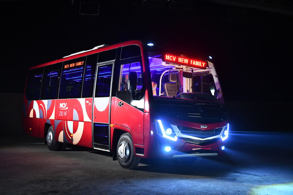 Magyar formatervű orrmotoros midibusszal bővül az MCV kínálata