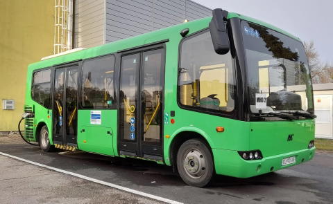 Forgalomba álltak Dunaszerdahely "ismerős" elektromos midibuszai