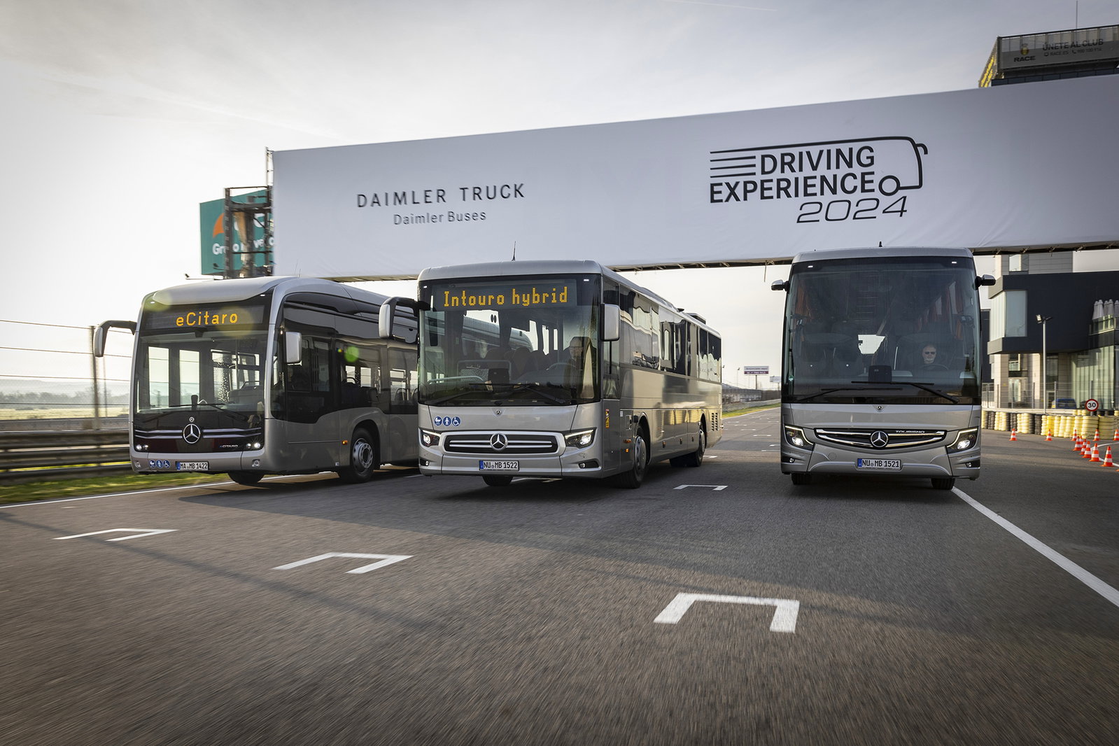 Daimler Buses Driving Experience 2024: középpontban a balesetmegelőzés