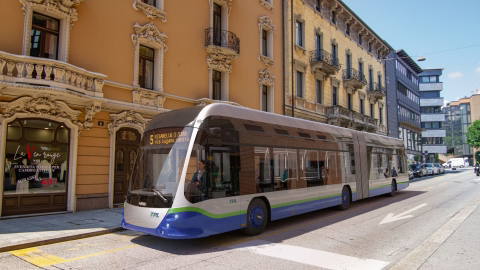 Elektromos lighTram 19 OPP csuklósokat szállít a Hess Luganóba