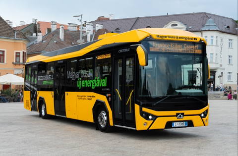 Bemutatkozott az Electronell 12, a Credobus első elektromos hajtású busza