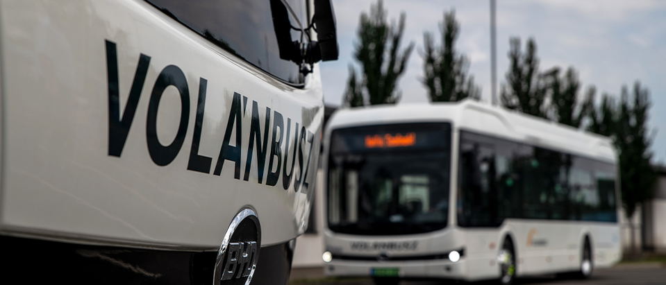Közel 4 milliárd forintért vásárol elektromos buszokat a Volánbusz