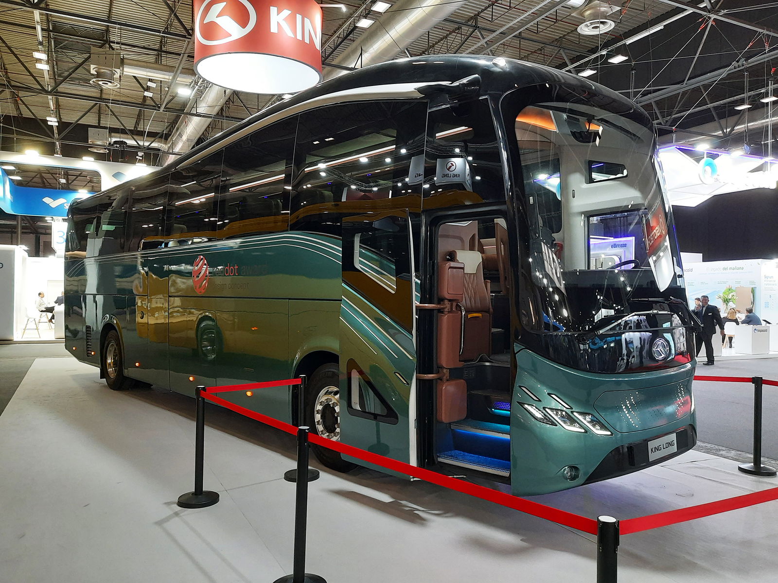 FIAA 2024: a King Long a jövő turistabuszát hozta el Madridba
