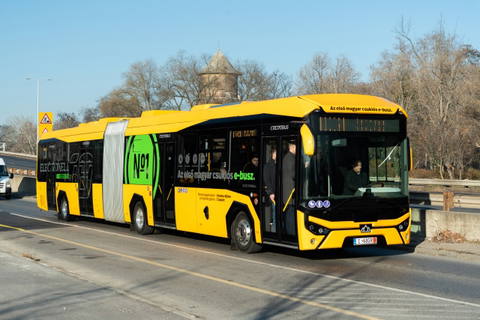 The first Hungarian-made articulated electric bus, the Credobus Electronell 18, unveiled