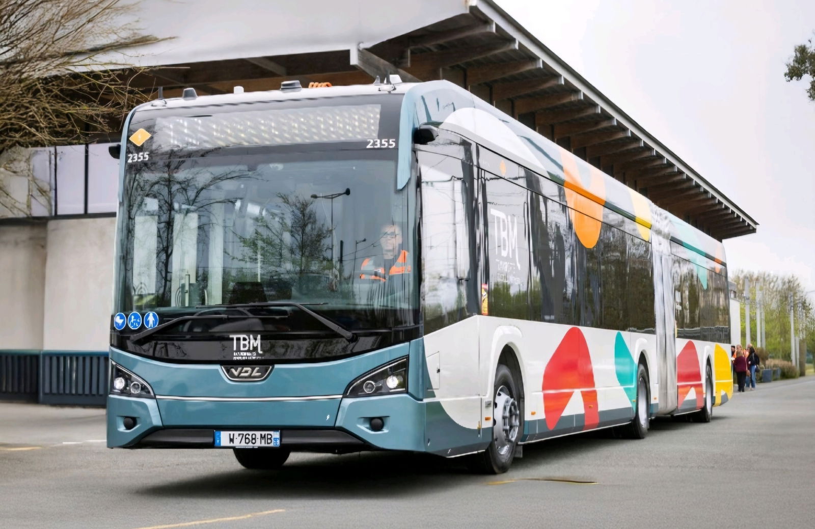 Átvette első két VDL Citea LF-181 csuklós villanybuszát a Bordeaux Métropole