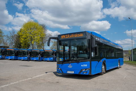 Harminchét lágyhibrid hajtású Solaris Urbino 12 állt forgalomba Krakkóban
