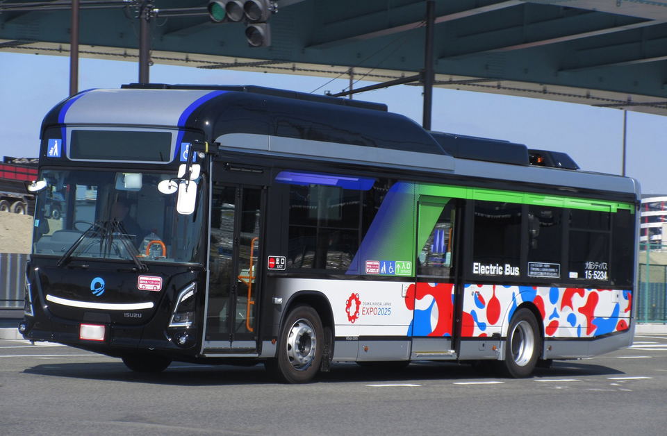 Az Isuzu elektromos buszai szállítják a 2025-ös oszakai világkiállítás látogatóit