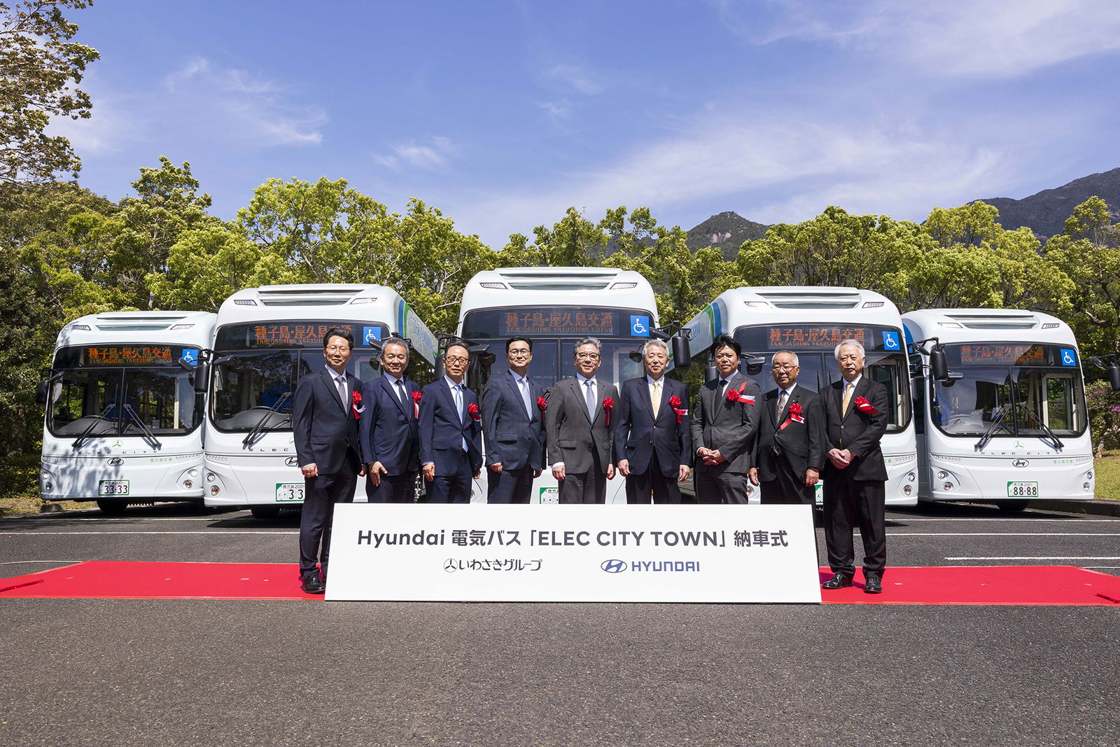 Megérkezett Japánba az első öt szériakivitelű Hyundai Elec City Town villanybusz