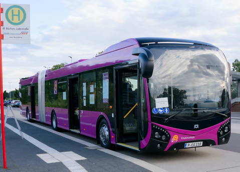 Hamarosan indul a kilenc hónapos buszos pótlás a Hamburg–Berlin vasútvonalon