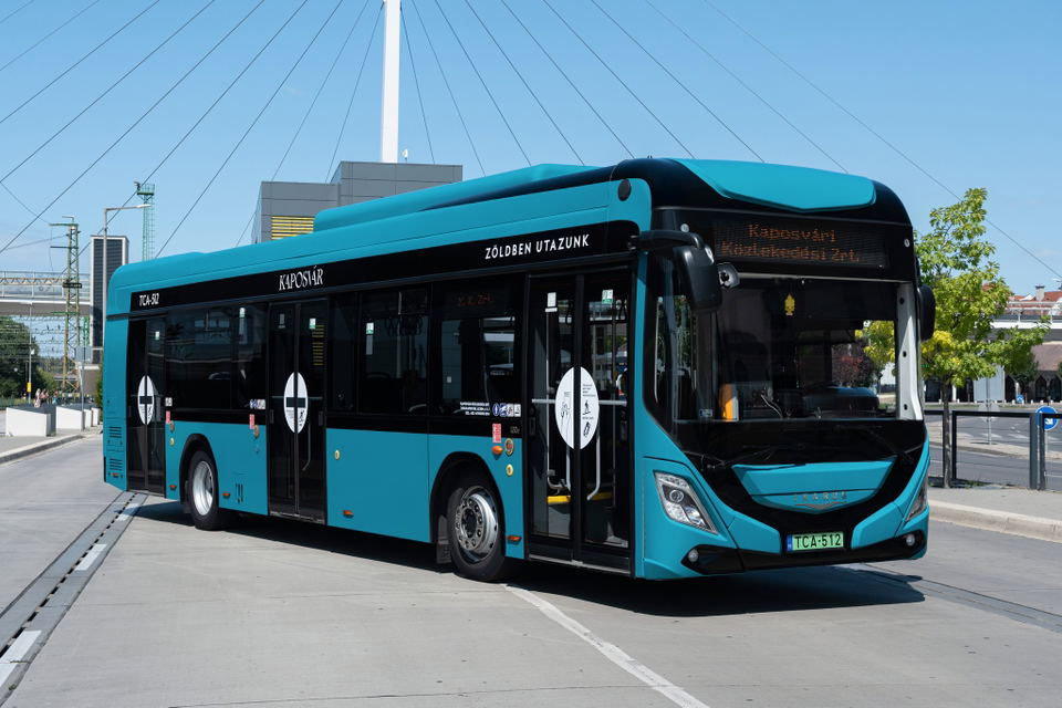 Új villanybuszok, új flottaszín Kaposváron