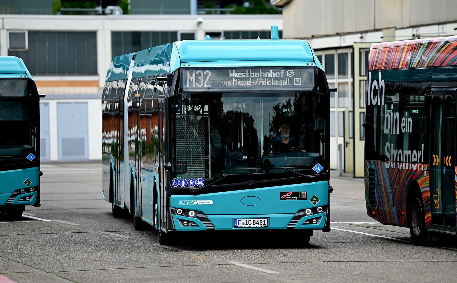 Kilenc Solaris hidrogénbusszal bővül Frankfurt alternatív hajtású buszállománya