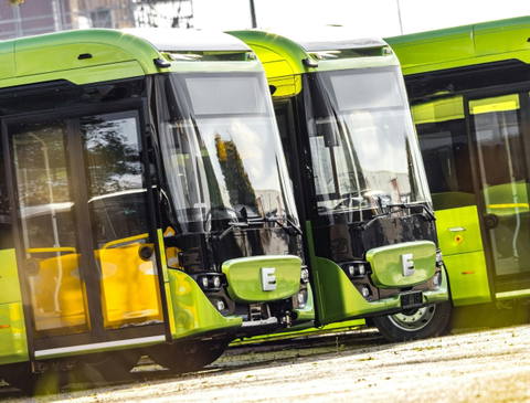 Ebusco: javuló eredmények, de tőkeinjekció nélkül csőd fenyegeti a céget