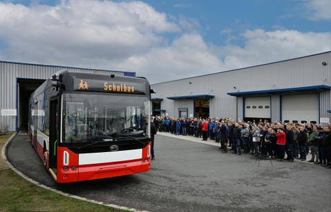 Átadták az ezredik európai gyártású BYD villanybuszt Komáromban