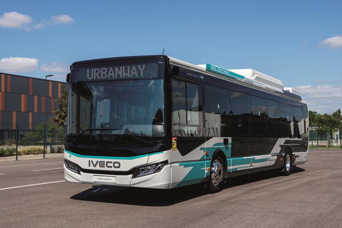 Iveco Urbanway Hybrid CNG autóbuszokkal zöldül tovább Klaipėda közösségi közlekedése