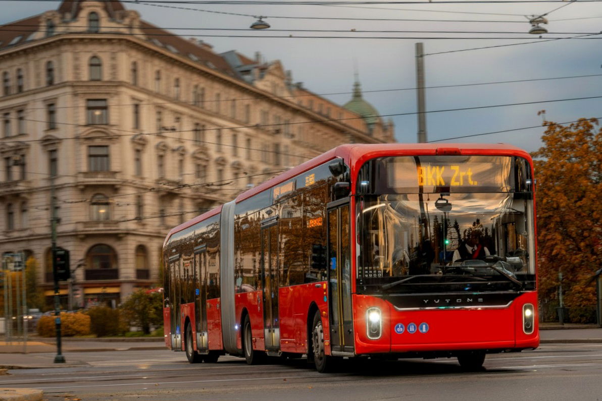 A budapesti trolibusztender kapcsán is reagált a Yutong